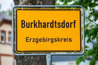 Windräder, Unkraut, marode Brücken, Kita-Personal: Erzgebirger nehmen ihren Bürgermeister in die Mangel - Burkhardtsdorf drohen schwierige fünf Jahre, mahnt Bürgermeister Jörg Spiller.