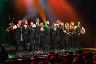 Winterfestival: Theater Bad Elster bei 37 Veranstaltungen ausverkauft - Am 22. Februar trat das Ensemble Celtic Rhythms Ireland im König-Albert-Theater Bad Elster. Es war eine von 37 ausverkauften Veranstaltungen des Festivals Chursächsische Winterträume.