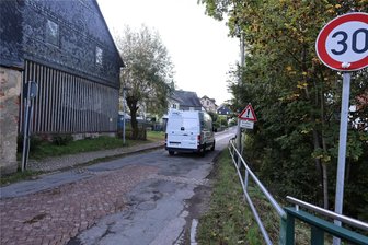 Winterpause in Mülsener Oberdorf beendet: Ab Montag Wildenfelser Straße gesperrt - Am Montag wird die Wildenfelser Straße in Mülsen voll gesperrt.