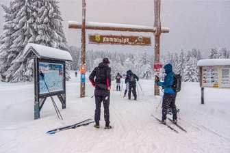 Wintersport im Erzgebirge: Skihang in Eibenstock weiter geöffnet - Carlsfeld muss nach vielem Regen pausieren - Wintersport ist derzeit in Carlsfeld nicht mehr möglich.