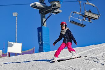 Wintersport im Vogtland: Kleine Lifte in Schöneck und Erlbach in Betrieb - In Schöneck hat der kleine Lift seit Freitag erstmals geöffnet.