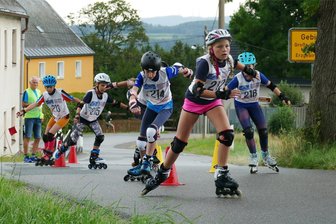 Wintersport-Nachwuchs beweist in Gelobtland seine Vielseitigeit - In der AK 12 der Mädchen hatte Daria Mühl vom gastgebenden ATSV Gebirge/Gelobtland von Anfang an die Nase vorn.