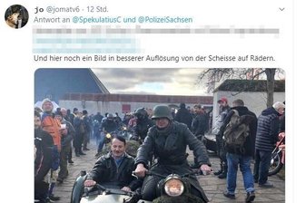 Auf Twitter wurden Videos und Bilder von dem Gespann verbreitet. Gepixelt im Screenshot: eine nachweislich falsche Angabe über den Veranstalter des Treffens. Alleiniger Veranstalter der Veranstaltung sind die Schlossbetriebe.