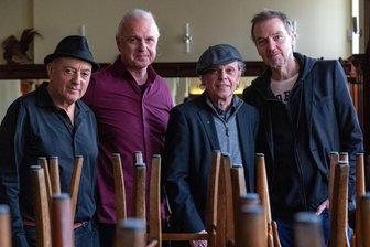 „Wir müssen hier weg“: Das hier sind die 12 besten Songs von Pankow! - Verabschieden sich: Andre Herzberg, Stefan Dohanetz, Jürgen Ehle und Andreas Dziuk (von links) sind noch ein paar Monate Pankow.