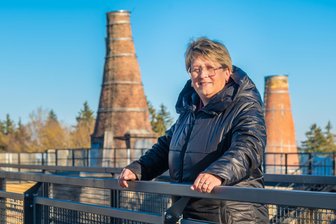 „Wir müssen mit wenig Geld so viel wie möglich erreichen“: Pockau-Lengefeld zwischen Sparzwängen und Zukunftsplänen - Bürgermeisterin Elke Schmieder im Kalkwerk Lengefeld – eines der größten Sorgenkinder der Stadt.