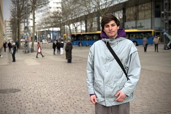 „Wir mussten Geschäfte plündern, um zu überleben“: Wie geht es Ukrainern in Chemnitz drei Jahre nach Kriegsbeginn? - Dmytro Mukovoz kommt aus Mariupol. Er will in Deutschland bleiben und hier studieren.