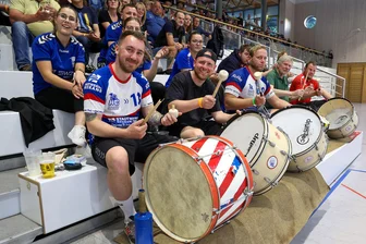 „Wir nehmen nur Verpflichtungen vor, die durchfinanziert sind“: Wie die Kaderplanung beim HC Glauchau/Meerane läuft - Die Fans des HC Glauchau/Meerane können das Team auch in der nächsten Saison in der Regionalliga unterstützen.