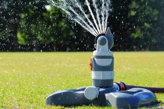 Wird aus dem Golfplatz in Zschopau ein Solarkraftwerk? - In den vergangenen Jahren wurde der Golfplatz mitunter täglich bewässert und gemäht.