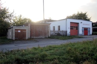 Wird die Feuerwehr vom Elsterberger Oberland in Coschütz konzentriert? - Dieser jetzt nur von der Coschützer Feuerwehr genutzte Standort am Coschützer Losaweg könnte zurückgebaut und durch einen zentralen Neubau für alle Elsterberger Oberland-Wehren ersetzt werden.