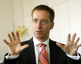 Wirtschaftsexperte Michael Hüther: Die Lebenshaltung im Osten ist deutlich günstiger - 
              <p class="artikelinhalt">Professor Michael Hüther, Direktor des Instituts der deutschen Wirtschaft, sieht für den Osten gute Chancen. </p>
            