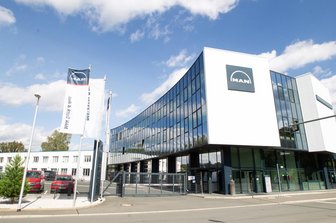 Wirtschaftsminister Dulig fordert Erhalt von MAN-Werk in Plauen - Sachsens Wirtschaftsminister Martin Dulig (SPD) hat den zum VW-Konzern gehörenden Fahrzeugbauer MAN aufgefordert, seine Entscheidung über die geplante Schließung des Standortes Plauen zu revidieren.