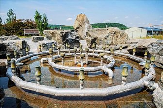 Wismut-Leitung defekt: Alle Brunnen in Bad Schlema sind versiegt - Der Musikbrunnen in Bad Schlema ist seit längerer Zeit defekt.