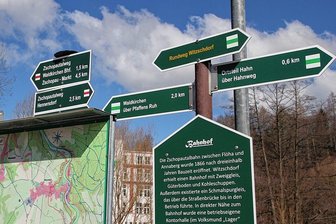 Witzschdorf soll einen Wanderparkplatz bekommen - Der Bahnhof Witzschdorf ist Ausgangspunkt für mehrere Wanderstrecken. Mit dem Bau eines Parkplatzes am Sportplatz soll dieses Jahr ein weiterer Einstiegspunkt ins Kernwanderwegenetz hinzukommen.