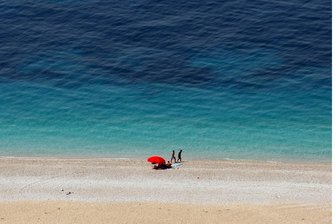 Wizz Air hebt jetzt ab Leipzig/Halle zu einem neuen Geheimtipp für den Urlaub ab - Weite Strände, blaues Meer: Albanien taugt auch für Badeurlaub.