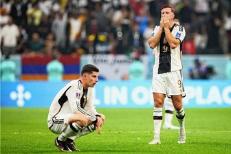 WM-Aus der Deutschen: Sechs Gründe für die Blamage - Pure Enttäuschung: Niclas Füllkrug (rechts) und Kai Havertz nach dem Abpfiff und dem vorzeitigen WM-Aus. 
