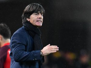 WM-Qualifikation: Deutschland knackt den Quali-Rekord - Löw spät besänftigt - Die Mannschaft von Joachim Löw tat sich gegen Aserbaidschan lange schwer. Am Ende reichte es dennoch zu einem 5:1-Sieg.