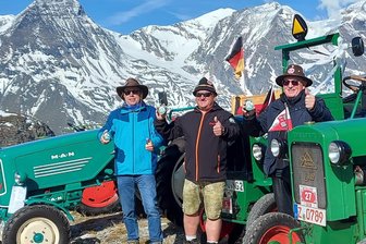 WM-Rückkehrer aus dem Vogtland: „Alle sind einfach nur begeistert“ - Am Fuscher Törl: Michael Reißmann, Frank Gruschwitz und Andreas Müller (v. li.) mit ihren Gipfelstürmern.