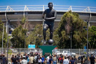 WM-Stadt Guadalajara ehrt Legende Pelé mit Statue - Pelé wurde mit der Statue geehrt. 