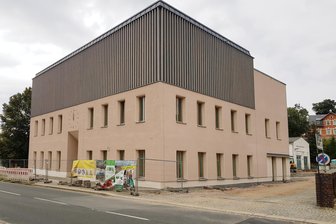 Wo bald die dritte Schnellladesäule im Raum Auerbach entsteht - Rechts neben dem „H34" entsteht eine Station mit zwei Ladepunkten.