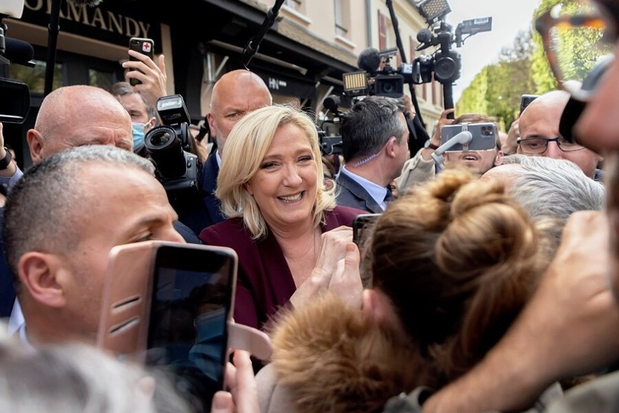 Wo in Frankreich die Menschen rechts wählen - Am nächsten Sonntag geht sie in die Stichwahl gegen Frankreichs Staatspräsidenten Emmanuel Macron: die Rechtspopulistin Marine Le Pen. 