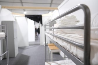 Wo Menschen in Not in Plauen eine Unterkunft finden - Menschen in Not finden in Plauen Notunterkünfte.