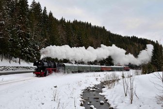 Wochenendtipps für den zweiten Advent: Das ist in der Region Aue und Schwarzenberg los - Der VSE-Zug dampft am Samstag nicht nach Karlsbad, sondern nach Eger auf den dortigen Weihnachtsmarkt.