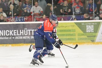Wölfe gewinnen Heim-Krimi gegen Luchse in der Verlängerung mit 3:2 - Jan Meixner (am Puck) gelang der entscheidende Treffer in der Verlängerung.