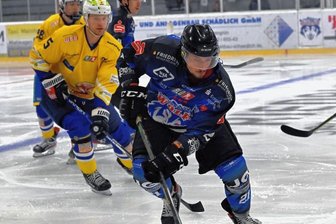 Wölfen gelingt Auftakt nach Maß - Der Top-Torjäger der Regionalliga Ost spielt in den Reihen der Schönheider Wölfe: In Niesky steuerte Tomas Rubes zwei Treffer zum klaren 5:0-Sieg des Spitzenreiters bei.