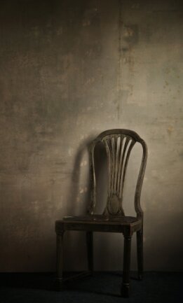 Woher kommt mein Stuhl? - Auf den Leim gegangen: Die Herkunft unserer Möbel verschweigen die Hersteller oft.