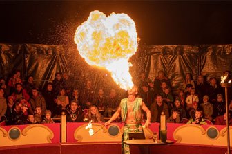 Wohin am Wochenende im Vogtland: Nacht der Museen, Mittsommerfeste, Wanderung und Zirkus - Der Circus Karl Buch gastiert in den nächsten Tagen im Göltzschtal. Damit ist er nicht der einzige.