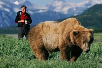 Wohin am Wochenende im Vogtland: Weltblicke-Festival mit Tierfilmer Andreas Kieling - Über seine Begegnungen mit Grizzlys, Eisbären und anderen Wildtieren berichtet TV-Tierfilmer Andreas Kieling beim Weltblicke-Festival in Plauen.