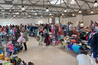 Wohin am Wochenende in Aue und Schwarzenberg: Kirmes, Konzerte und Kindersachenmarkt - Ein Kindersachenmarkt findet am Wochenende in der Lößnitzer „Putzwolle“ statt. Das Bild ist ein Schnappschuss aus dem Vorjahr.