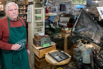 Wohin mit dem Buchdruckmuseum? - Buchdruckmeister Manfred Schöne und sein Lebenswerk. Wohin damit?