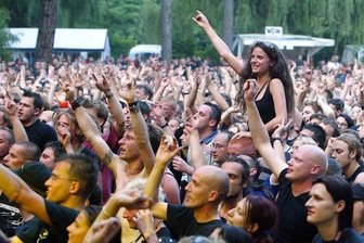 Woodstage kehrt in den Gründelpark zurück - Von 1996 bis 2007 gab es im Glauchauer Gründelpark die legendären Woodstage-Konzerte.