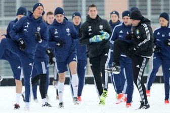 Worauf es beim CFC jetzt ankommt - Blaues Ballett auf weißem Grund - die Rückrundenvorbereitung hatte für den Chemnitzer FC ihre Tücken.
