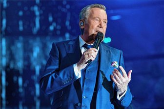 Worauf sich Erzgebirger 2023 freuen können - Schlagerstar Roland Kaiser besucht innerhalb seiner "Alles-Ok"-Tour in diesem Sommer auch seine Fans im Erzgebirge. Am 3. Juni singt er auf der Waldbühne in Schwarzenberg. 