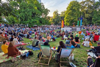 Wünsch dir deinen Musiker: Voting für Chemnitzer Parksommer 2026 gestartet - Der Parksommer zog 2025 über 33.000 Gäste.