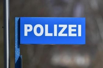 Wurfgeschoss beschädigt Citybahn bei St. Egidien - 