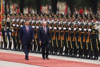 Xi und Putin betonen Freundschaft in Peking - Kurz nach US-Präsident Donald Trump wird auch Kremlchef Wladimir Putin in Peking empfangen.