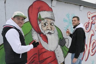 XXL-Graffiti grüßt auf dem Brünlasberg -