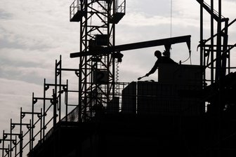 Zahl der gebauten Wohnungen fällt auf Tiefstand seit 2012 - Der Iran-Krieg dämpft die Aussichten für den Wohnungsbau