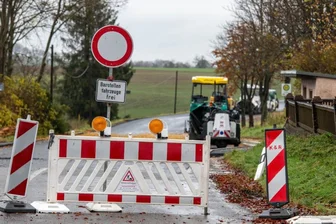 Zahlreiche Baustellen im November - Wegen Sanierungsarbeiten ist die Bundesstraße 175 bei Rochlitz zwischen der Kreuzung Grüne Tanne und dem Abzweig zur Pappelhöhe noch bis 17. Dezember voll gesperrt.