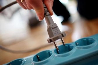 Zahlreiche Haushalte in Grünhain ohne Strom - Die Stromversorgung in Grünhain-Beierfeld ist zwischenzeitlich außer Betrieb.