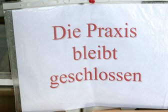 Zahnarztkrise in Flöha: Im Sommer schließt die nächste Praxis - Geschlossene Arztpraxen - das wird in den nächsten Jahren vor allem im ländlichen Raum keine Seltenheit sein. Flöha verliert bis zum Sommer zwei von vier Zahnarztpraxen.