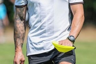 "Zaubern kann er ja nicht" - Rückendeckung trotz Fehlstarts: Lichtenbergs Trainer Christian Schulze hat nach wie vor große Personalsorgen. 
