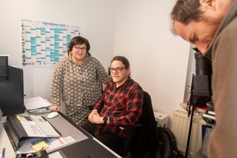 ZDF-Doku „37 Grad“ legt nach: Plauenerin Doritta Kolb-Unglaub im Porträt - Mit Colorido-Mitglied Stefan Postier stand Doritta Kolb-Unglaub bereits 2024 vor der Kamera.