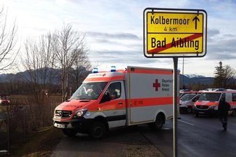 Zehn Tote und rund 80 Verletzte bei Zugunglück in Bayern - 