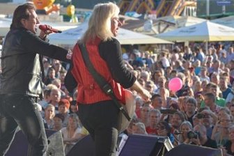 Zehntausende feiern das Brauhausfest - Karat beim Brauhausfest
