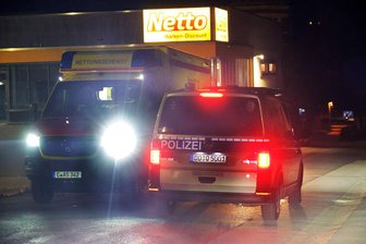 Zeitgleich: Zwei Gewalttaten auf dem Sonnenberg in Chemnitz - Polizeieinsatz auf dem Netto-Parkplatz auf dem Chemnitzer Sonnenberg.
