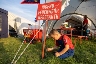 Zeltlager der Kreisjugendfeuerwehr: Mehr als 300 Kinder treffen sich in Wingendorf bei Oederan - 